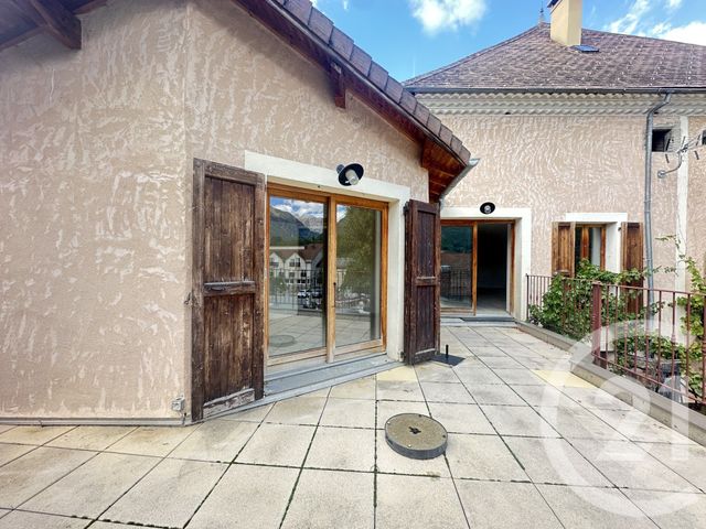 Afficher la photo en grand Appartement T3 à vendre - 3 pièces - 98.2 m2 - ST FIRMIN EN VALGODEMARD - 05 - PROVENCE-ALPES-COTE-D-AZUR - Century 21 Interalpes