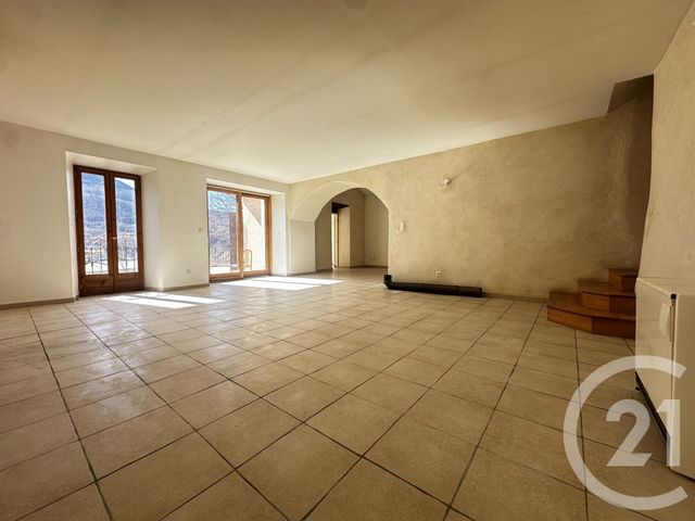 Appartement T3 à vendre - 3 pièces - 98.2 m2 - ST FIRMIN EN VALGODEMARD - 05 - PROVENCE-ALPES-COTE-D-AZUR - Century 21 Interalpes