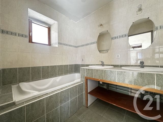 Appartement T3 à vendre - 3 pièces - 98.2 m2 - ST FIRMIN EN VALGODEMARD - 05 - PROVENCE-ALPES-COTE-D-AZUR - Century 21 Interalpes