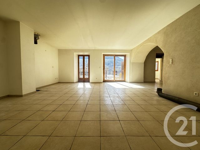 Appartement T3 à vendre - 3 pièces - 98.2 m2 - ST FIRMIN EN VALGODEMARD - 05 - PROVENCE-ALPES-COTE-D-AZUR - Century 21 Interalpes