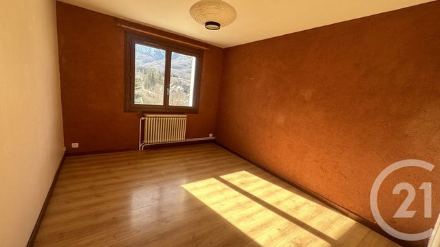 maison à louer - 6 pièces - 139.9 m2 - ST BONNET EN CHAMPSAUR - 05 - PROVENCE-ALPES-COTE-D-AZUR - Century 21 Interalpes