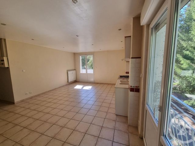 Appartement T3 à louer - 3 pièces - 60.1 m2 - CHABOTTES - 05 - PROVENCE-ALPES-COTE-D-AZUR - Century 21 Interalpes