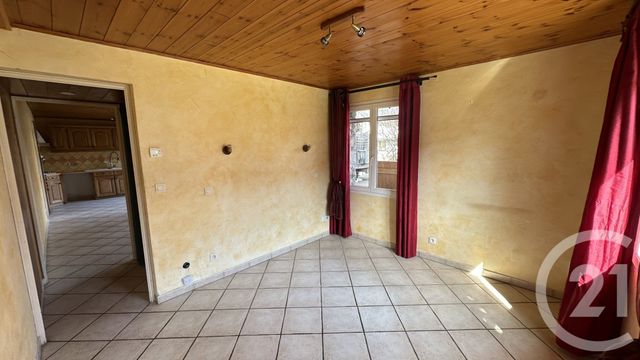 Appartement F5 à louer - 5 pièces - 78.77 m2 - CHABOTTES - 05 - PROVENCE-ALPES-COTE-D-AZUR - Century 21 Interalpes