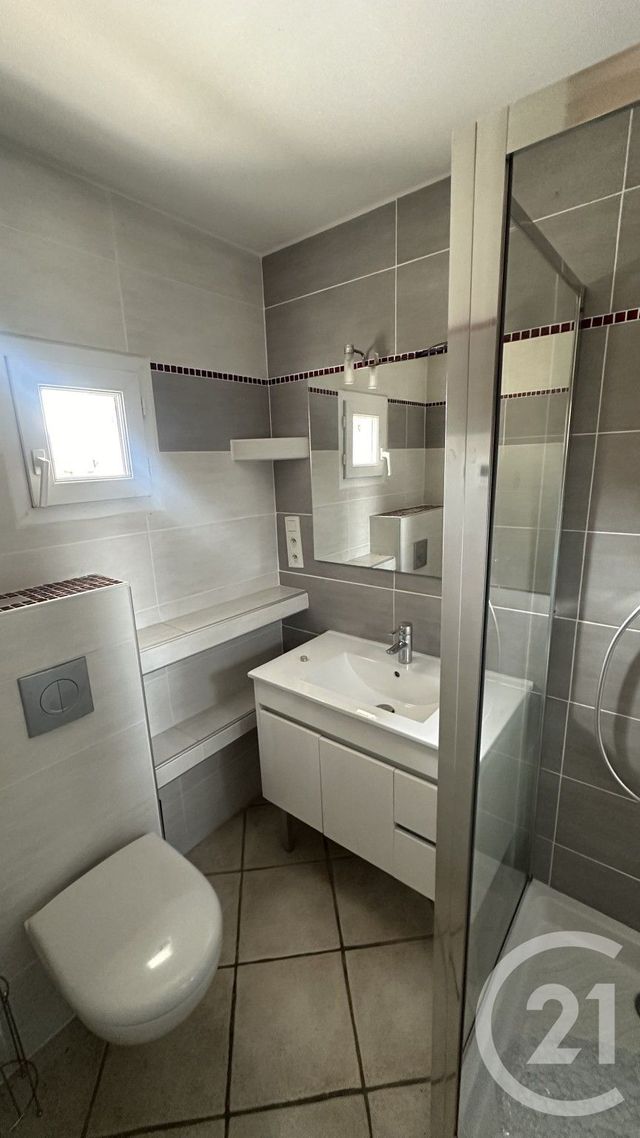 Appartement F5 à louer - 5 pièces - 78.77 m2 - CHABOTTES - 05 - PROVENCE-ALPES-COTE-D-AZUR - Century 21 Interalpes