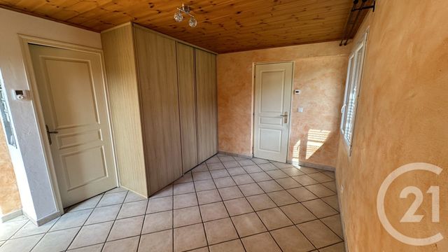 Appartement F5 à louer - 5 pièces - 78.77 m2 - CHABOTTES - 05 - PROVENCE-ALPES-COTE-D-AZUR - Century 21 Interalpes