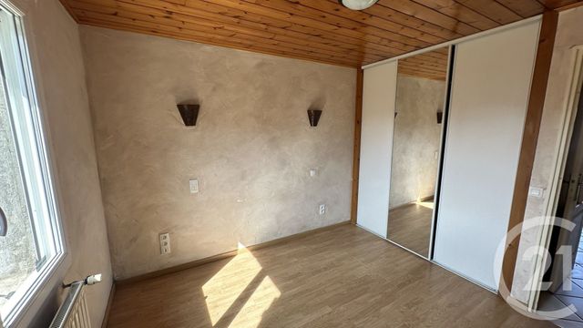 Appartement F5 à louer - 5 pièces - 78.77 m2 - CHABOTTES - 05 - PROVENCE-ALPES-COTE-D-AZUR - Century 21 Interalpes