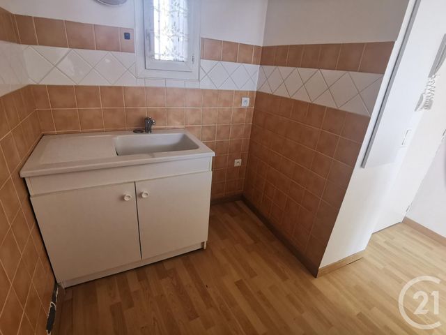 Appartement T2 à louer - 2 pièces - 28.32 m2 - ST BONNET EN CHAMPSAUR - 05 - PROVENCE-ALPES-COTE-D-AZUR - Century 21 Interalpes