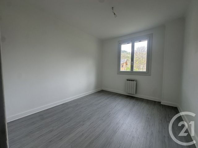 Appartement T4 à vendre - 4 pièces - 86.06 m2 - ST JEAN ST NICOLAS - 05 - PROVENCE-ALPES-COTE-D-AZUR - Century 21 Interalpes