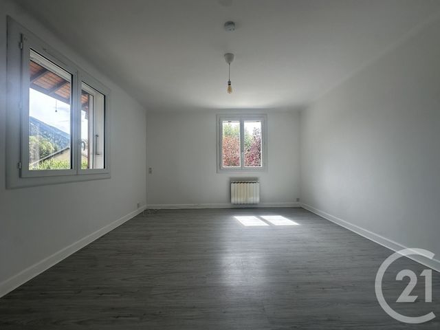 Appartement T4 à vendre - 4 pièces - 86.06 m2 - ST JEAN ST NICOLAS - 05 - PROVENCE-ALPES-COTE-D-AZUR - Century 21 Interalpes