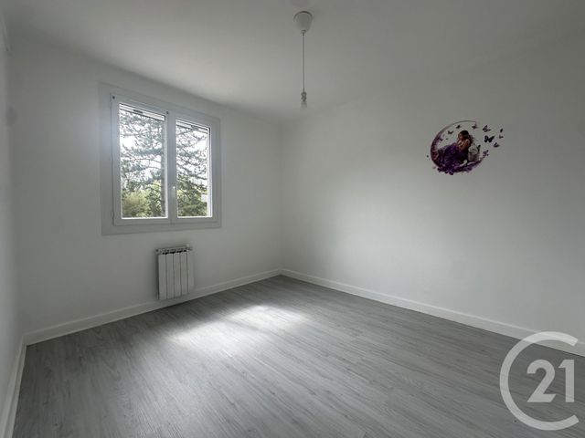 Appartement T4 à vendre - 4 pièces - 86.06 m2 - ST JEAN ST NICOLAS - 05 - PROVENCE-ALPES-COTE-D-AZUR - Century 21 Interalpes