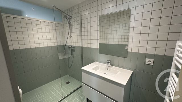 maison à louer - 4 pièces - 110.71 m2 - ST FIRMIN - 05 - PROVENCE-ALPES-COTE-D-AZUR - Century 21 Interalpes