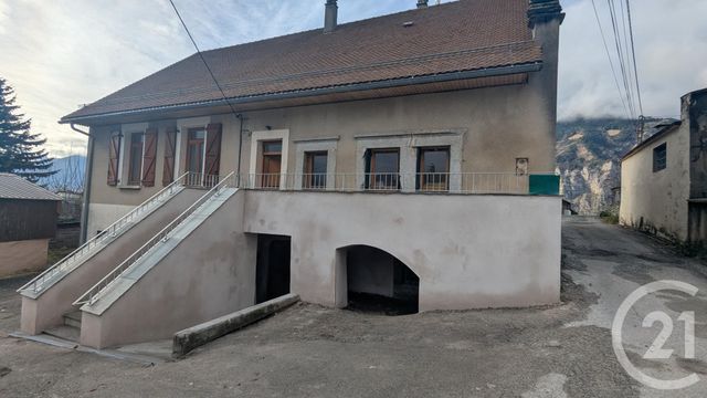 maison à louer - 4 pièces - 110.71 m2 - ST FIRMIN - 05 - PROVENCE-ALPES-COTE-D-AZUR - Century 21 Interalpes