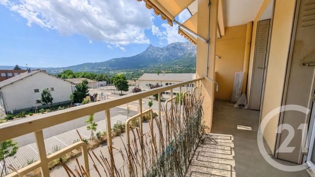 Appartement T4 à vendre - 4 pièces - 74.22 m2 - ST BONNET EN CHAMPSAUR - 05 - PROVENCE-ALPES-COTE-D-AZUR - Century 21 Interalpes