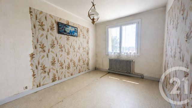 Appartement T4 à vendre - 4 pièces - 74.22 m2 - ST BONNET EN CHAMPSAUR - 05 - PROVENCE-ALPES-COTE-D-AZUR - Century 21 Interalpes