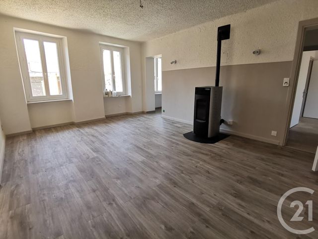 Appartement T4 à louer ST LAURENT DU CROS