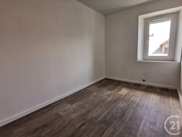 Appartement T4 à louer - 4 pièces - 88.84 m2 - ST LAURENT DU CROS - 05 - PROVENCE-ALPES-COTE-D-AZUR - Century 21 Interalpes