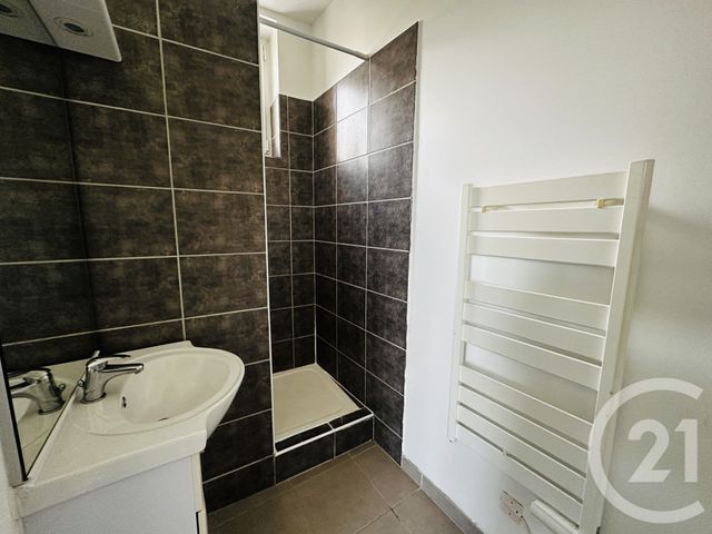 Appartement T2 à louer - 2 pièces - 30.01 m2 - ST JEAN ST NICOLAS - 05 - PROVENCE-ALPES-COTE-D-AZUR - Century 21 Interalpes