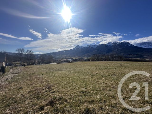 Afficher la photo en grand terrain à vendre - 487.0 m2 - ST BONNET EN CHAMPSAUR - 05 - PROVENCE-ALPES-COTE-D-AZUR - Century 21 Interalpes