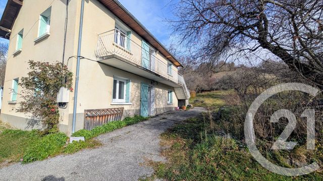 maison à vendre - 6 pièces - 122.85 m2 - ST BONNET EN CHAMPSAUR - 05 - PROVENCE-ALPES-COTE-D-AZUR - Century 21 Interalpes