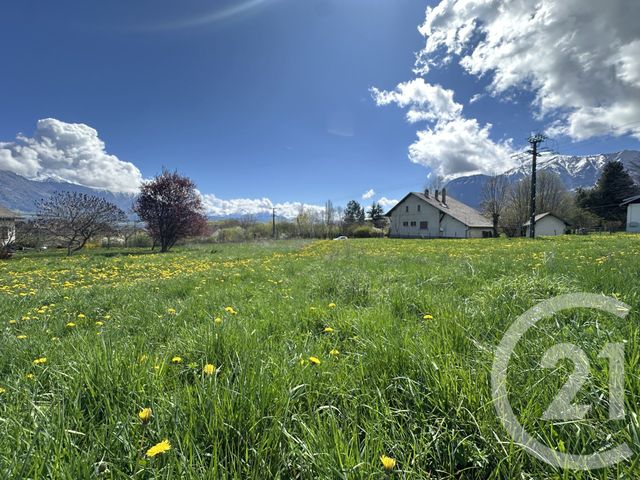 Afficher la photo en grand terrain à vendre - 1245.0 m2 - LE NOYER - 05 - PROVENCE-ALPES-COTE-D-AZUR - Century 21 Interalpes